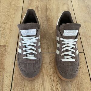 Adidas Handball Spezial in Earth Strata/Off White/Gum. Women’s 10. EUC.